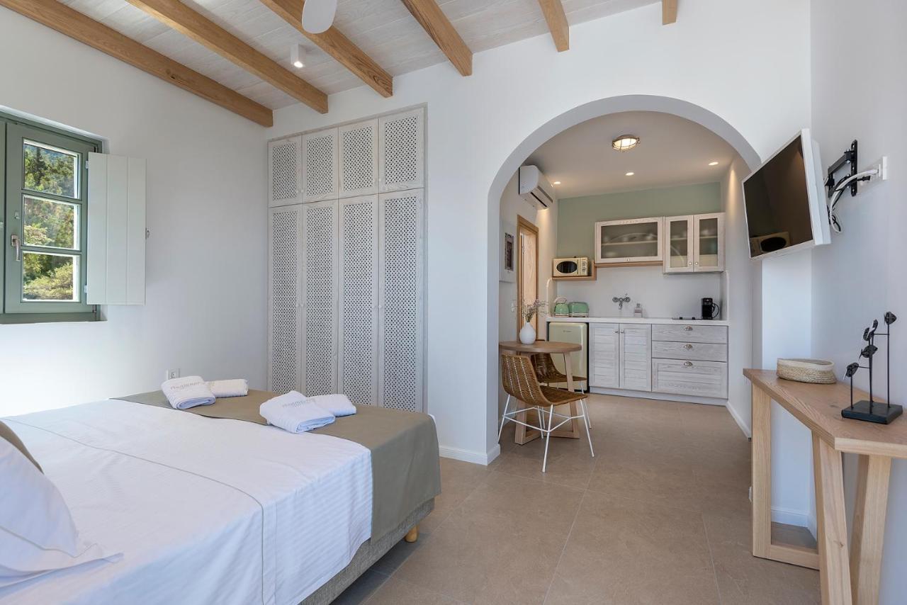 Anamnezia Luxury Suites (Adults Only) Agios Dimitrios  Eksteriør billede